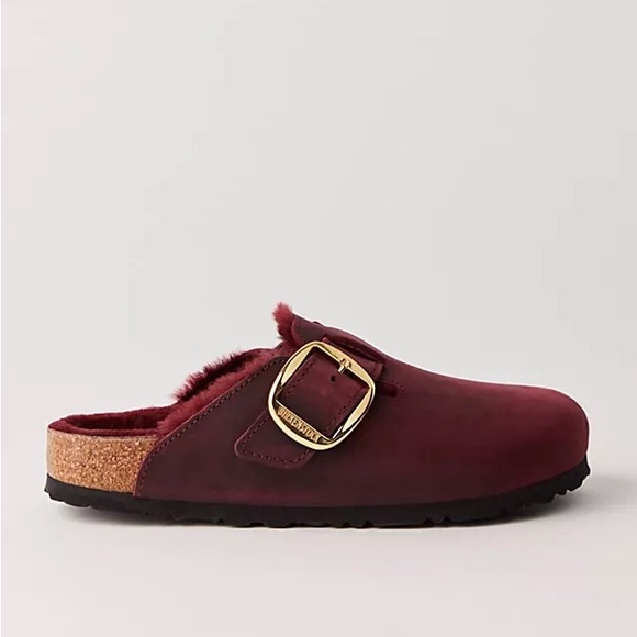 Birkenstock Shoes - NWT BIRKENSTOCK BIG BUCKLE Boston Shearling Clogs!